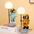 Cozella® Astronaut Lamp USB Bureaulamp - Tafellamp -, Huis en Inrichting, Ophalen of Verzenden, Zo goed als nieuw