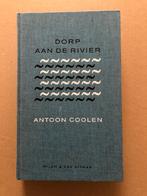 Antoon Coolen - Dorp aan de Rivier - Herzien - NIEUW, Boeken, Ophalen of Verzenden, Zo goed als nieuw, Nederland